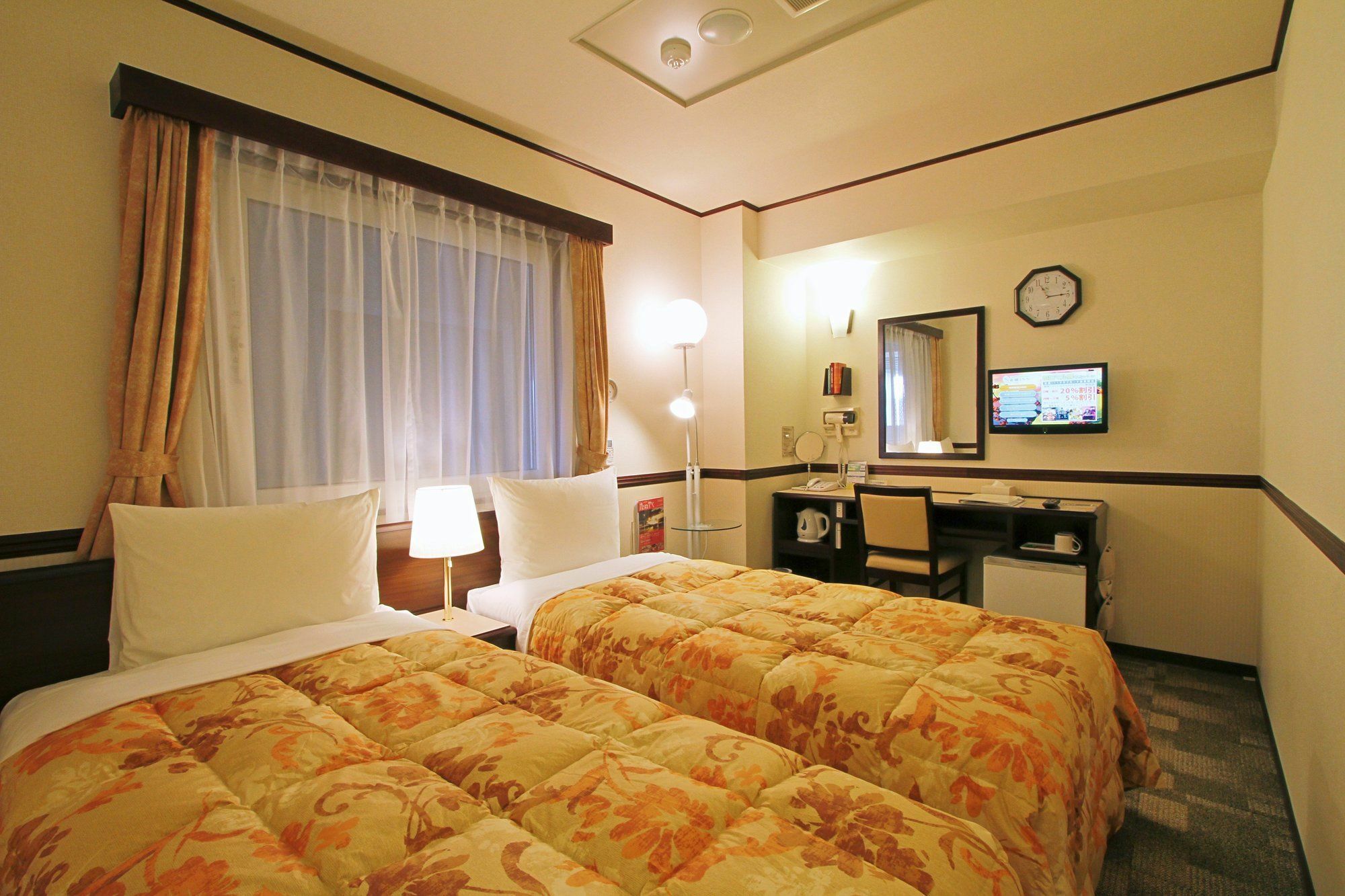 Toyoko Inn Osaka Tsuruhashi Ekimae Exterior foto